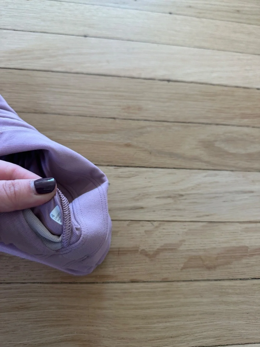 Lululemon pink strapy bra